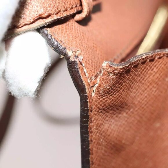 LOUIS VUITTON Monogram Bordeaux 24 Shoulder Bag - Picture 14 of 16